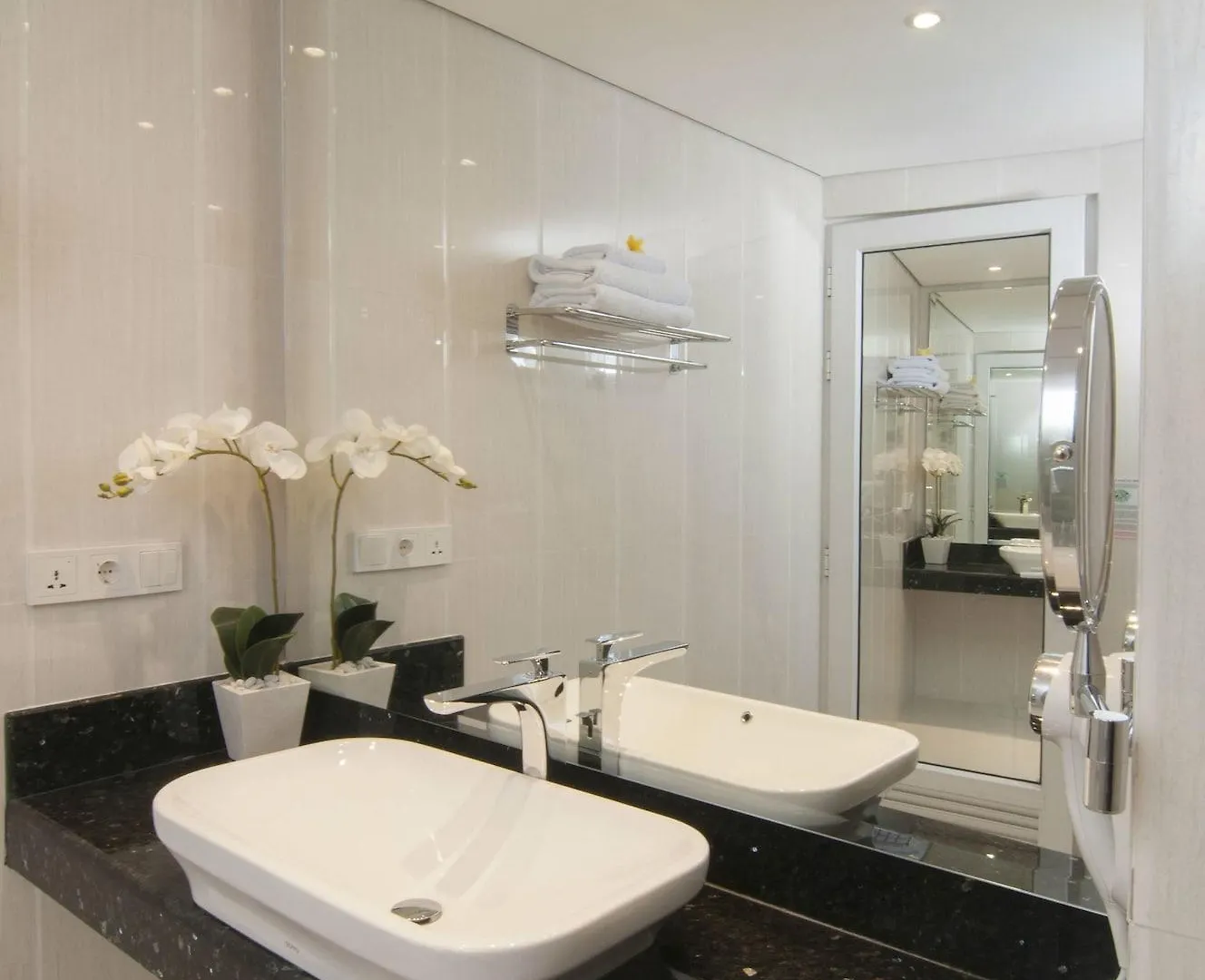 Sulis Beach Hotel & Spa Kuta