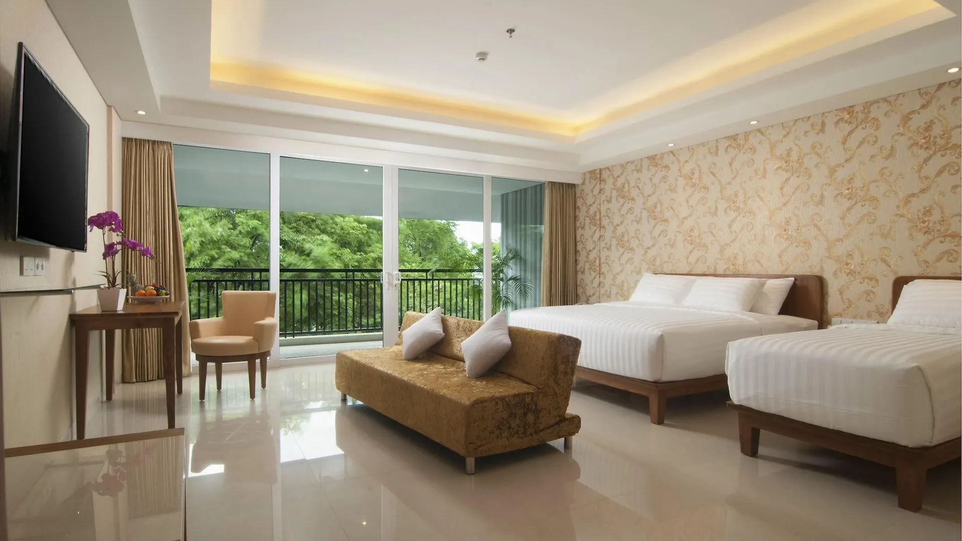 Sulis Beach Hotel & Spa Kuta